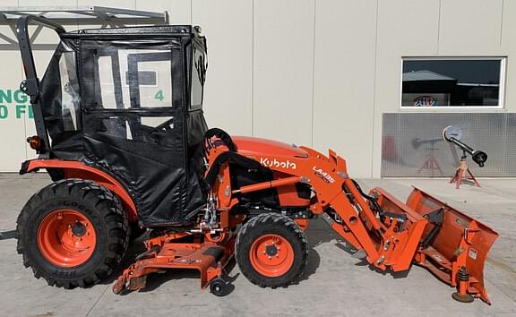 Image of Kubota B2601 equipment image 2