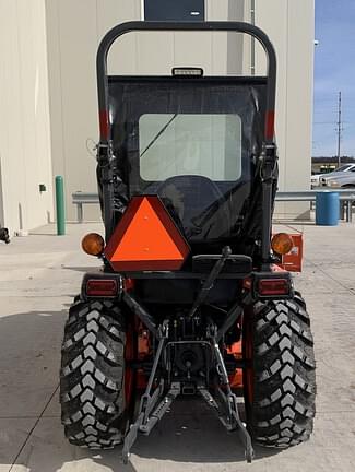 Image of Kubota B2601 equipment image 4