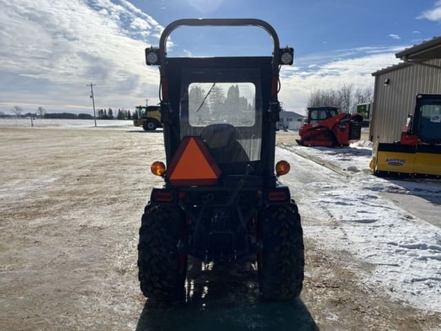 Image of Kubota B2601 equipment image 3
