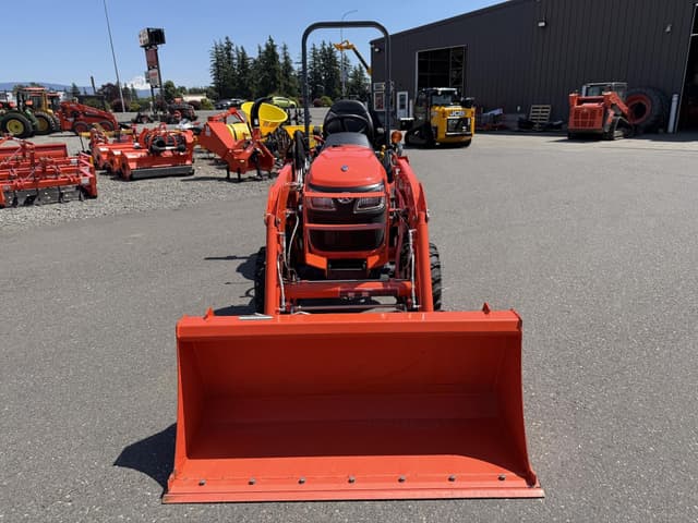 Image of Kubota B2601HSD equipment image 2