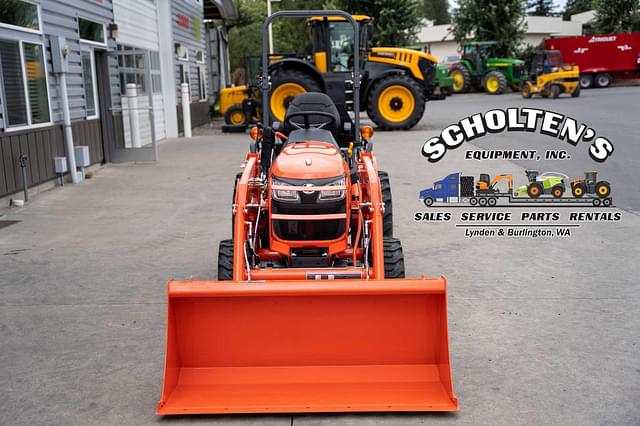 Image of Kubota B2601HSD equipment image 2