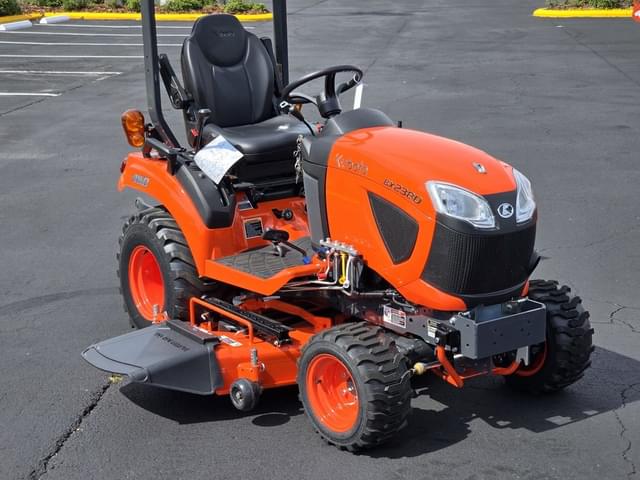 Image of Kubota BX2380 equipment image 1