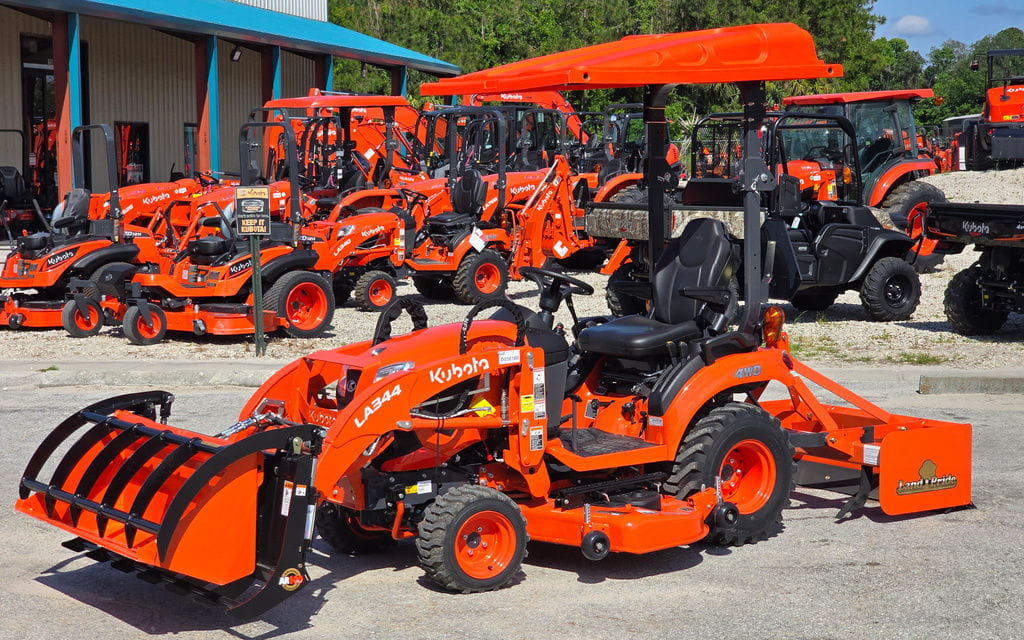 2024 Kubota BX2380 Equipment Image0