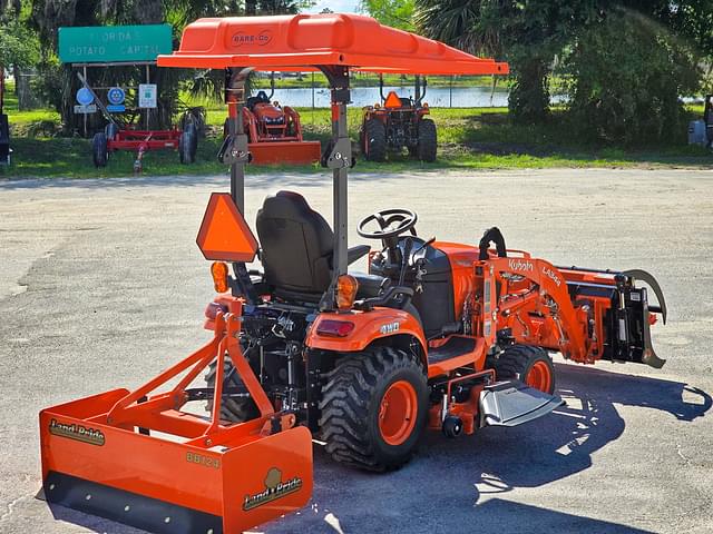 Image of Kubota BX2380 equipment image 2