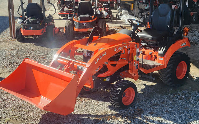 Image of Kubota BX2380 equipment image 1