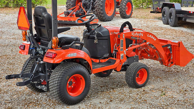 Image of Kubota BX2680 equipment image 3