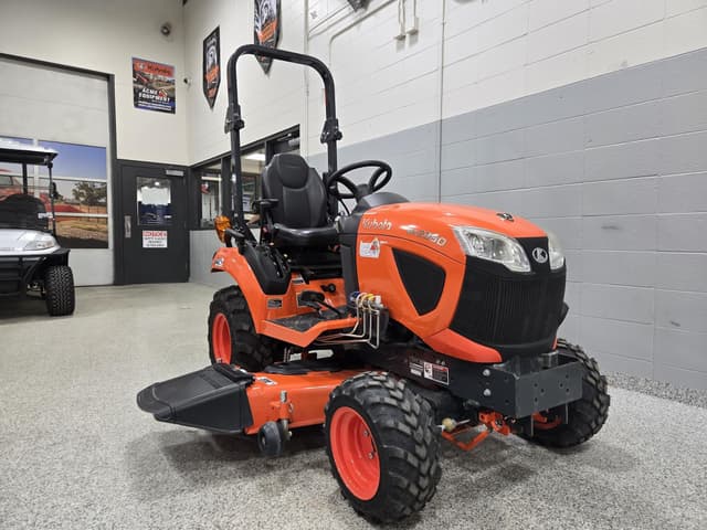 Image of Kubota BX2380 equipment image 3