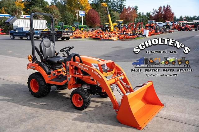 Image of Kubota BX2380 equipment image 3