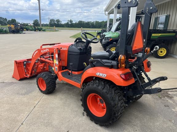 Image of Kubota BX2380 equipment image 3