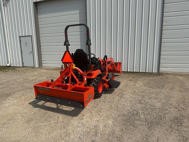 Image of Kubota BX2380 equipment image 3