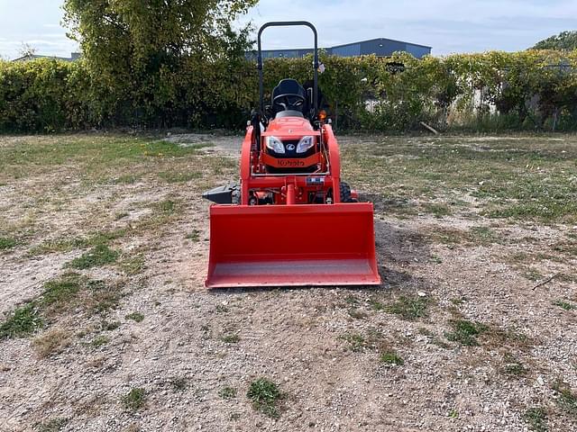 Image of Kubota BX2380 equipment image 3