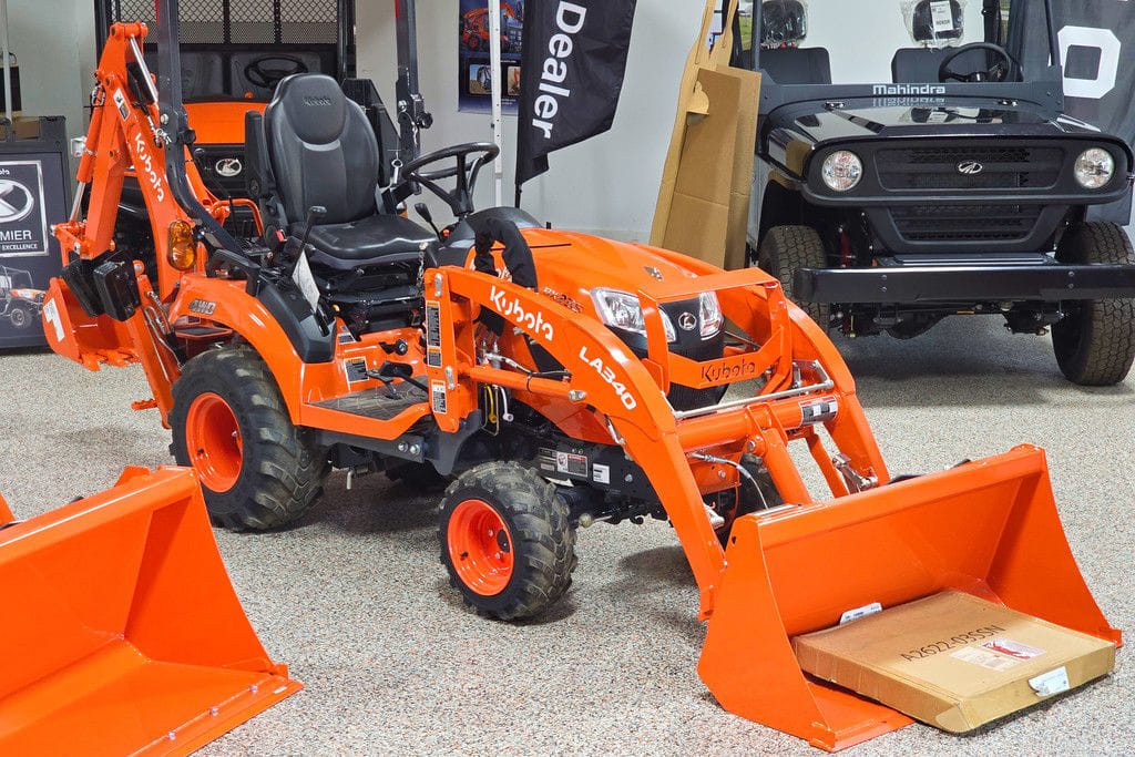 2025 Kubota BX23S Equipment Image0