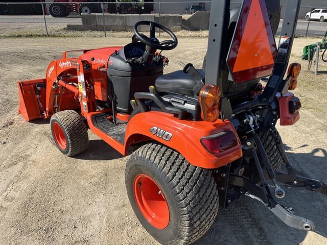 Image of Kubota BX2680 equipment image 4