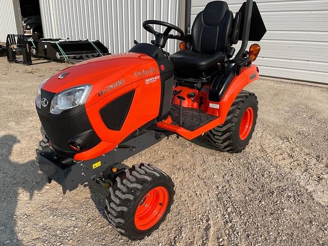 Image of Kubota BX2680 equipment image 1