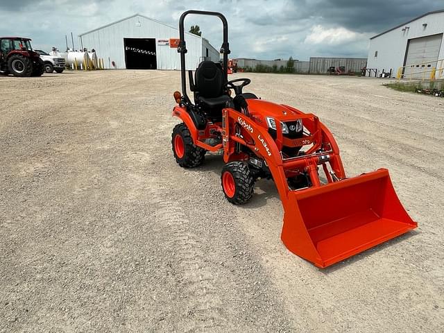 Image of Kubota BX2680 equipment image 2