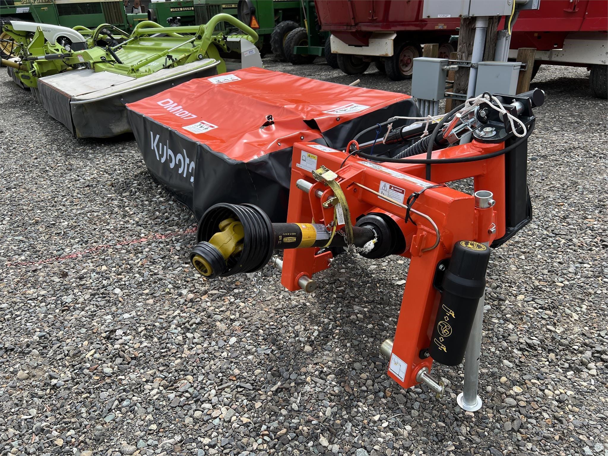 2024 Kubota DM1017 Equipment Image0