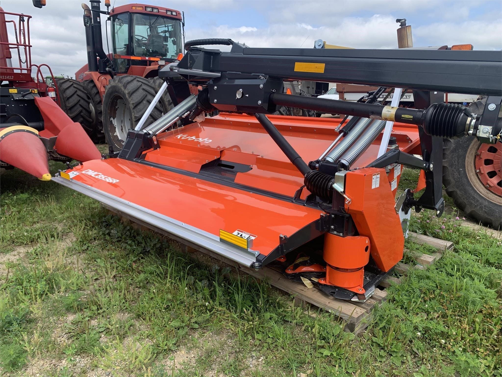 2024 Kubota DMC8536R Equipment Image0