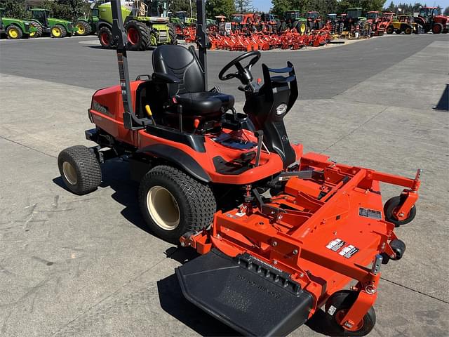 Image of Kubota F2690 equipment image 2