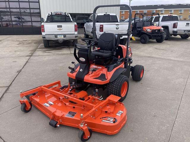 Image of Kubota F2690 equipment image 1