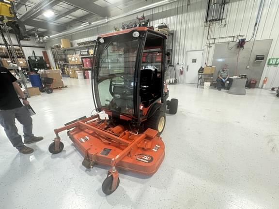 Image of Kubota F2690 equipment image 1