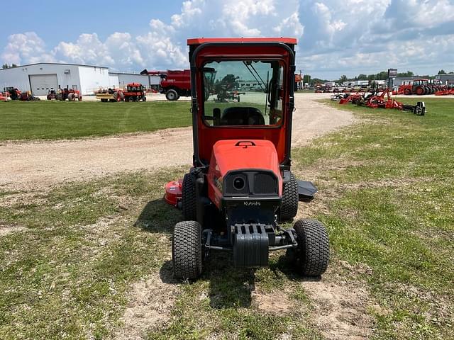 Image of Kubota F2690 equipment image 3