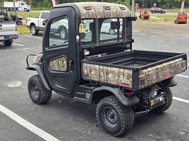Image of Kubota RTV-X1100C equipment image 3