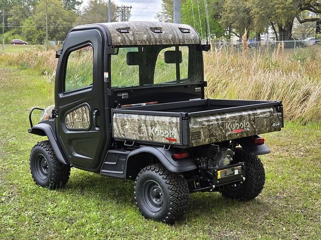 Image of Kubota RTV-X1100C equipment image 3