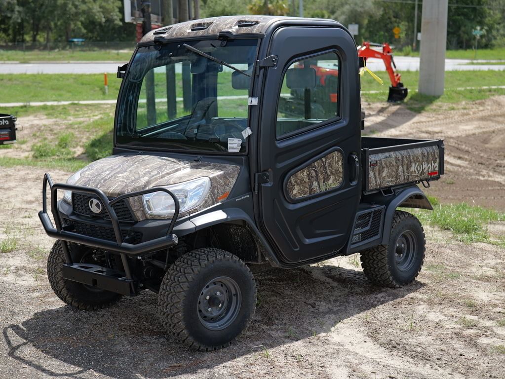 2024 Kubota RTV-X1100C Equipment Image0