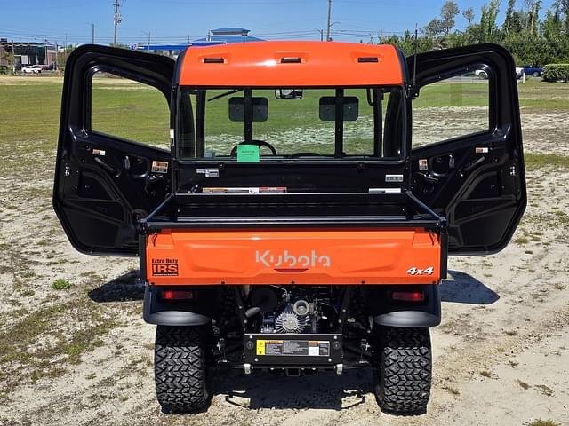 Image of Kubota RTV-X1100C equipment image 2