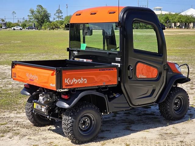 Image of Kubota RTV-X1100C equipment image 1