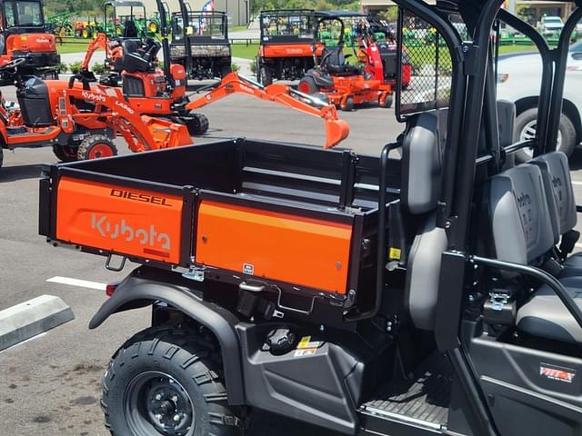 Image of Kubota RTV-X1140 equipment image 2