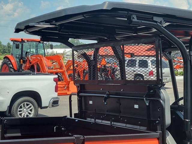 Image of Kubota RTV-X1140 equipment image 3