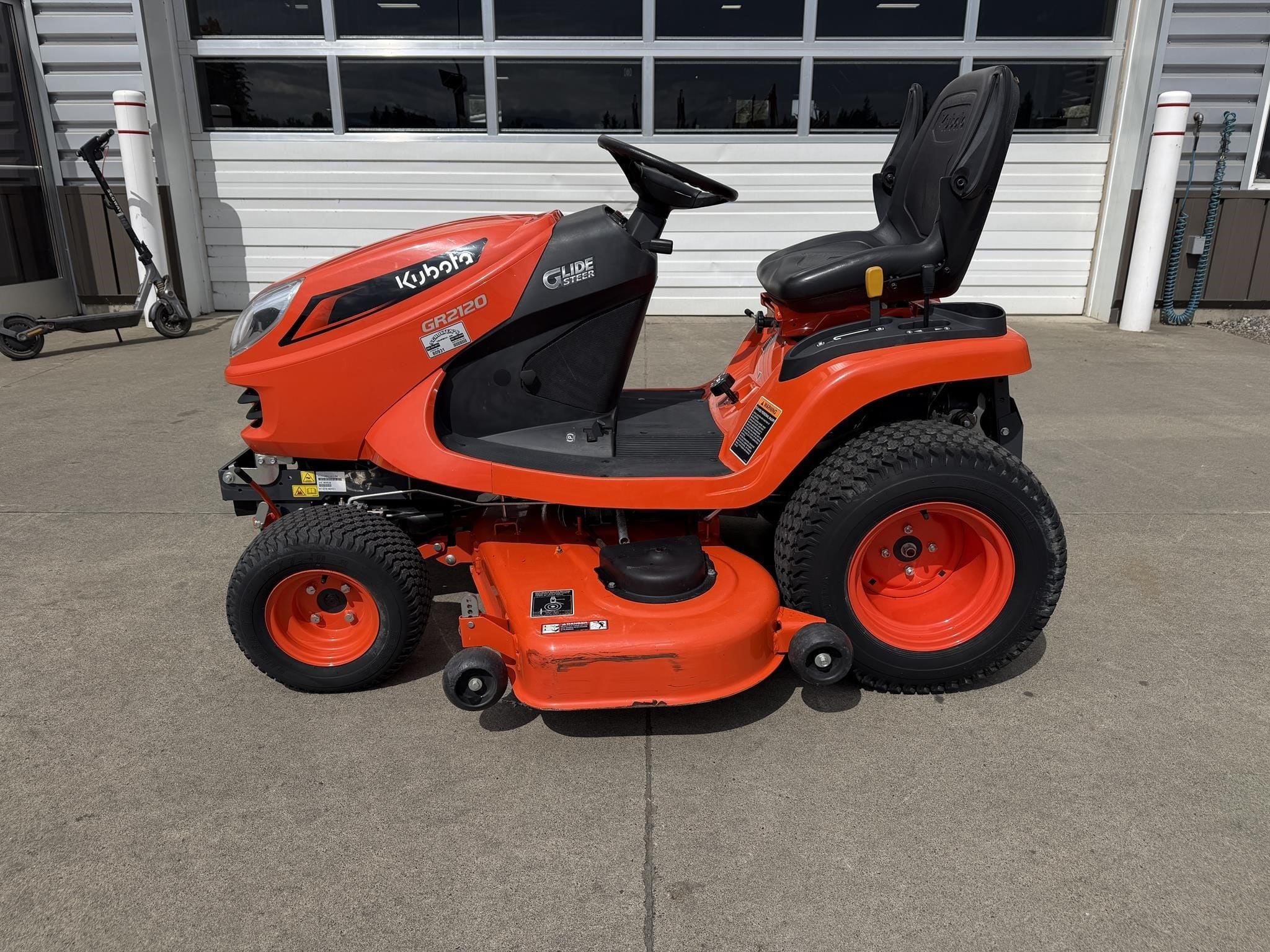 2024 Kubota GR2120 Equipment Image0