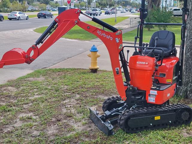 Image of Kubota K008-5 equipment image 2