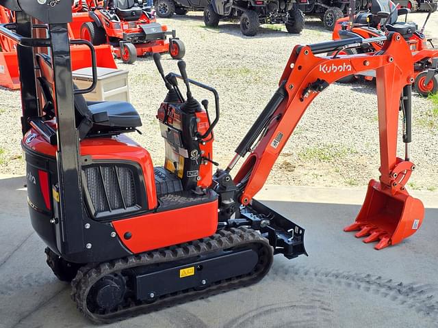 Image of Kubota K008-5 equipment image 2