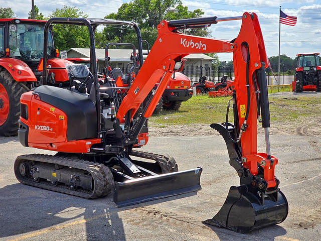 Image of Kubota KX030-4 equipment image 2