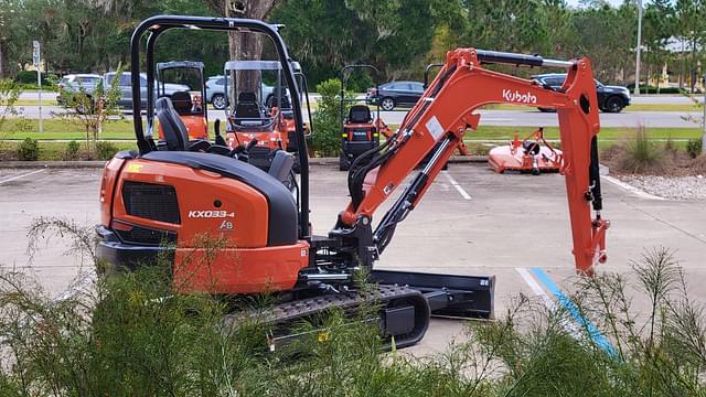 Image of Kubota KX033-4 equipment image 2