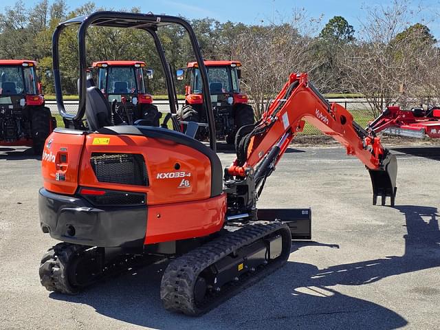 Image of Kubota KX033-4 equipment image 3