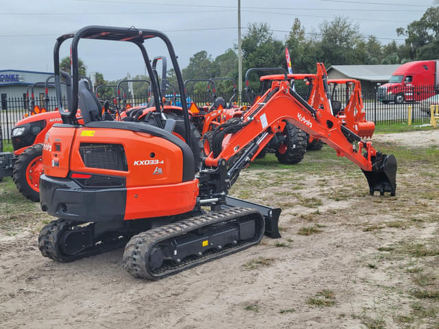 Image of Kubota KX033-4 equipment image 2