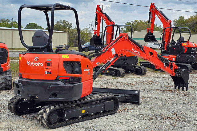 Image of Kubota KX033-4 equipment image 3