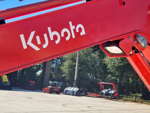 Image of Kubota KX040-4 equipment image 4