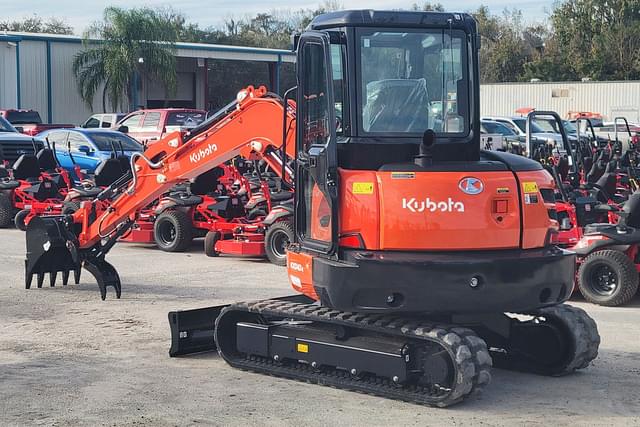 Image of Kubota KX040-4 equipment image 3