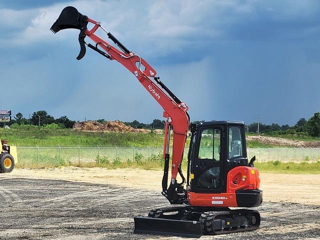 Image of Kubota KX040-4 equipment image 2