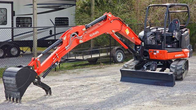 Image of Kubota KX057-5 equipment image 1