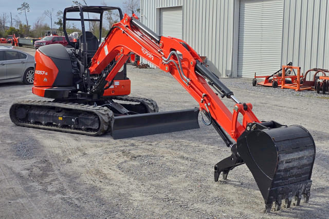 Image of Kubota KX057-5 equipment image 2