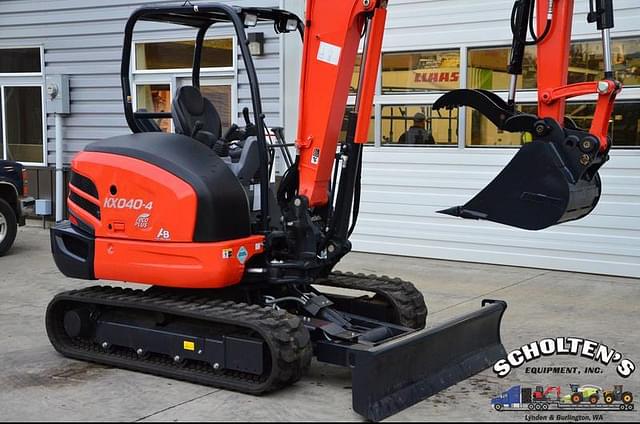 Image of Kubota KX040-4 equipment image 1