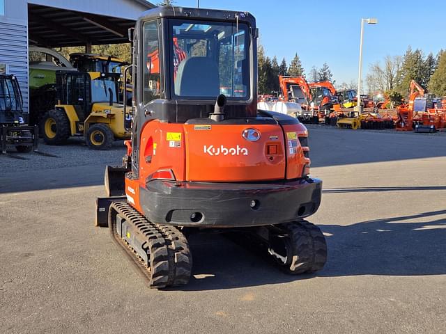 Image of Kubota KX040-4 equipment image 2