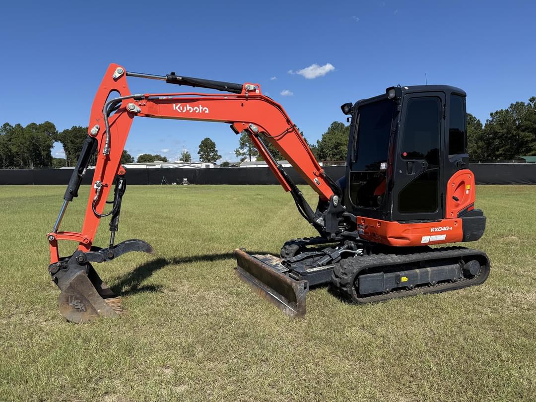 Image of Kubota KX040-4 Primary image