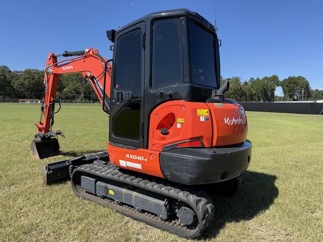 Image of Kubota KX040-4 equipment image 2