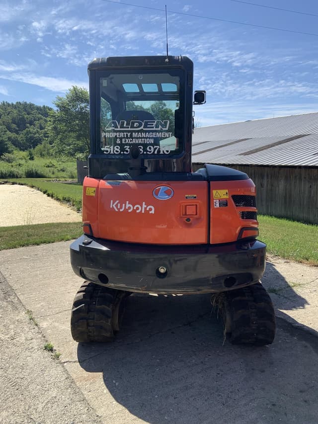Image of Kubota KX040-4 equipment image 3